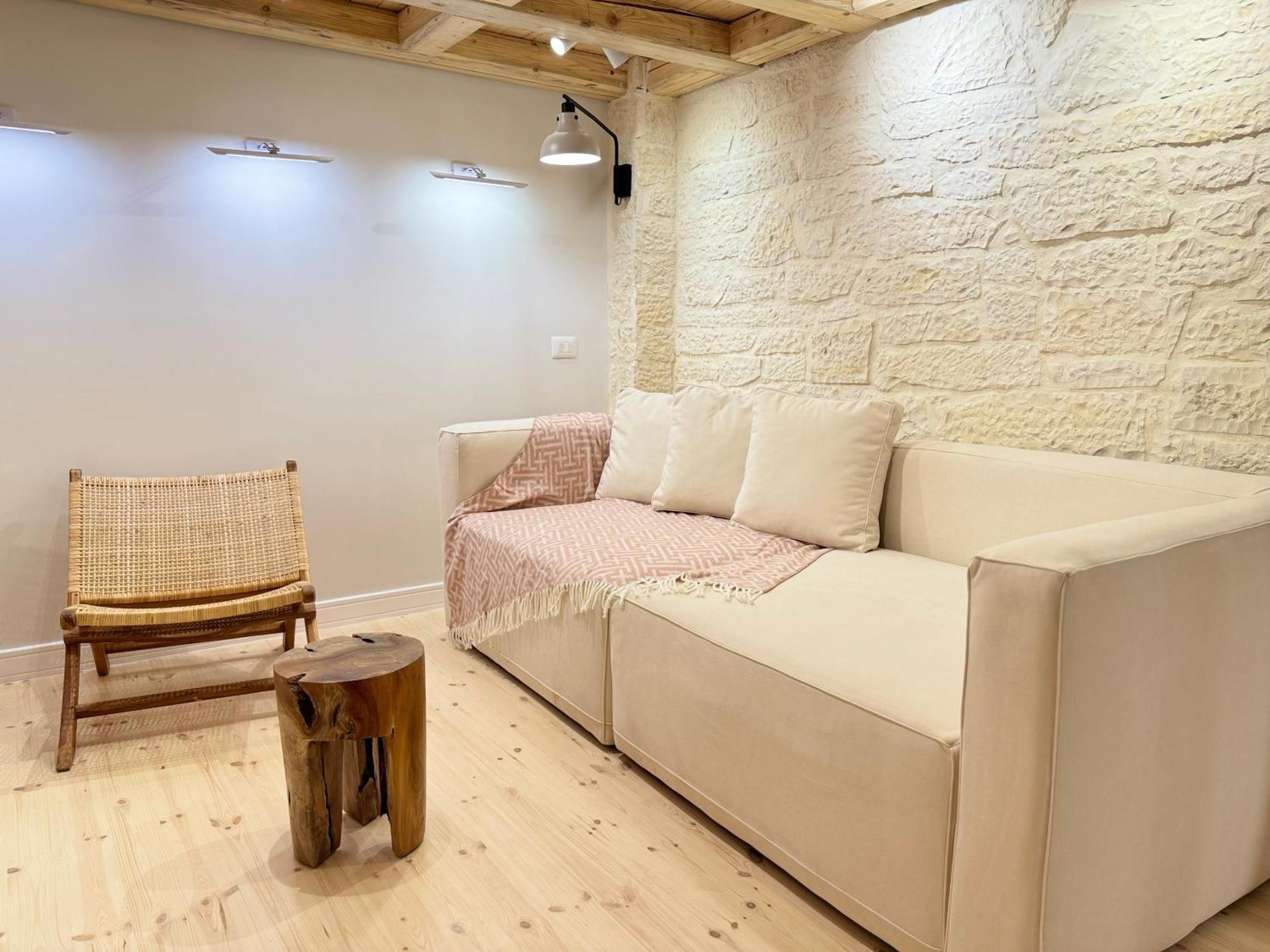 Elpis Guest House Himare Exterior foto